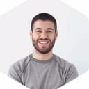 André